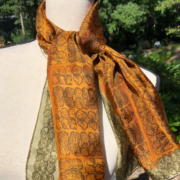 SOLD- Vera Neumann | 60s Autumn Leaves Silk Scarf - Picture 6 of 11